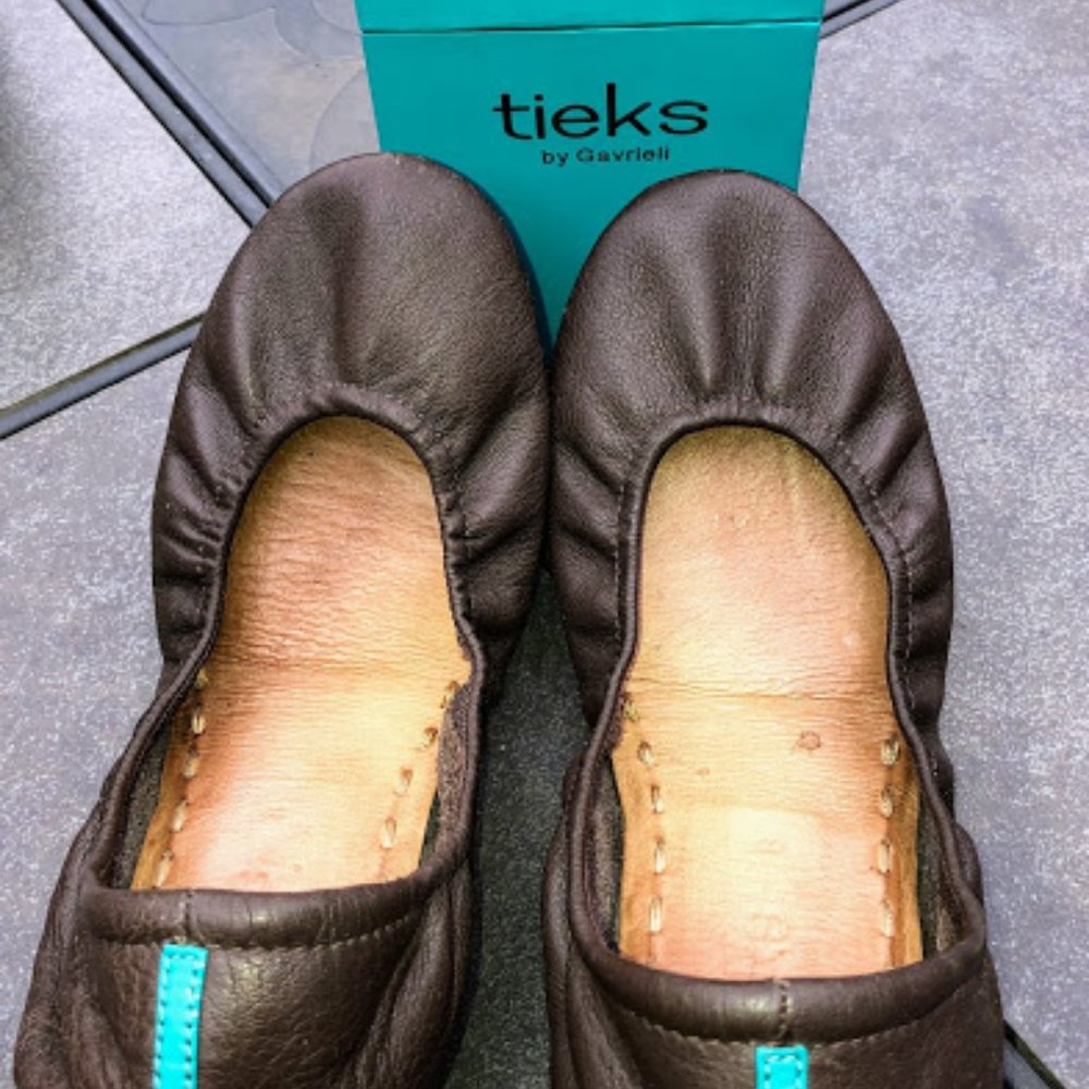 Tieks Shoes - Size 8 - Chocolate Brown - With Box